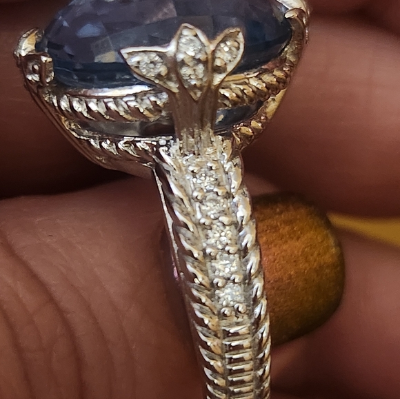 Judith Ripka Silver Ring with Blue/Green Aqua Gemstone. Size 10 925 - Picture 6 of 11
